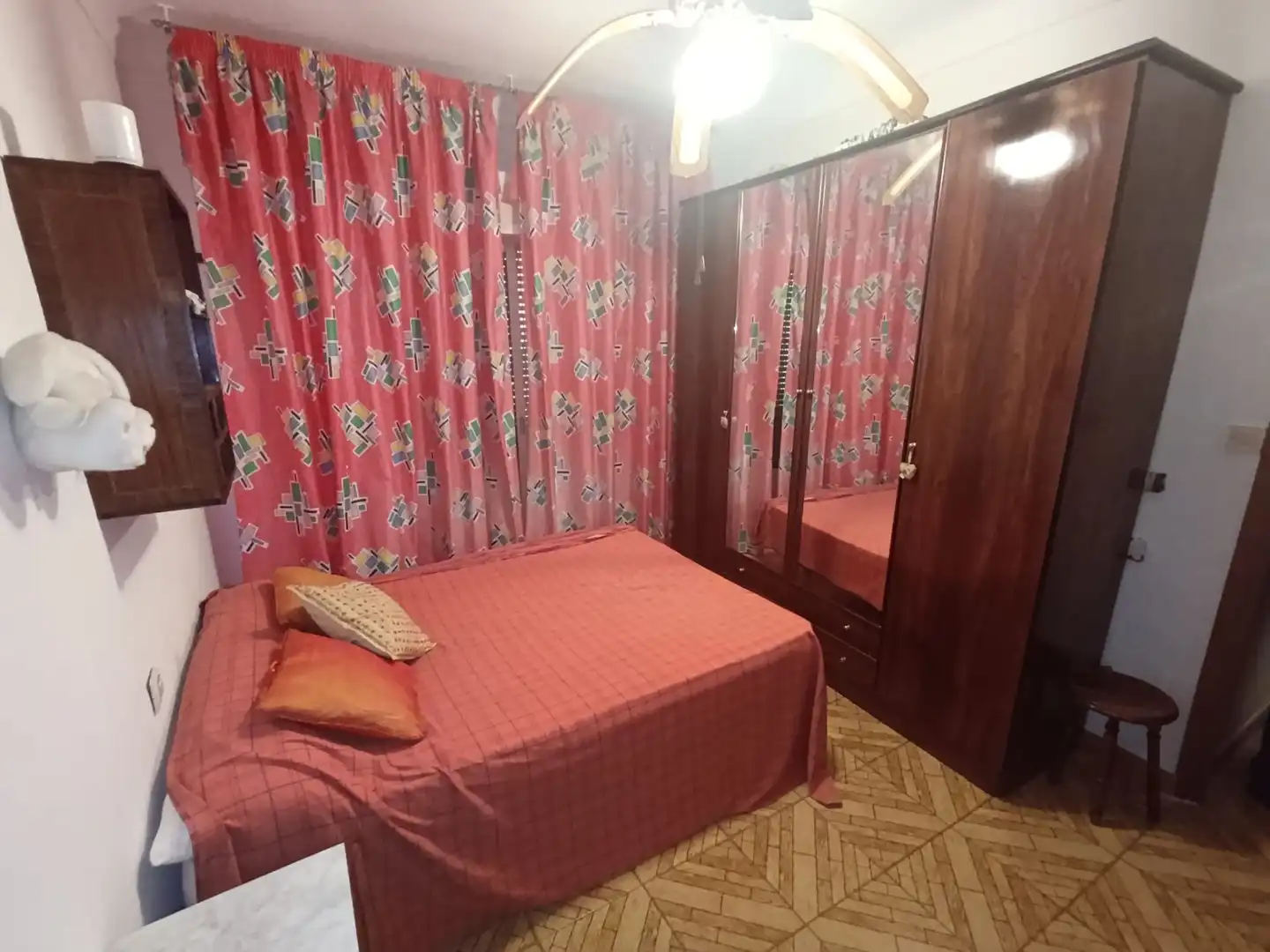 Habitación de Casa adosada en venta en Linares con Aire acondicionado, Calefacción y Terraza