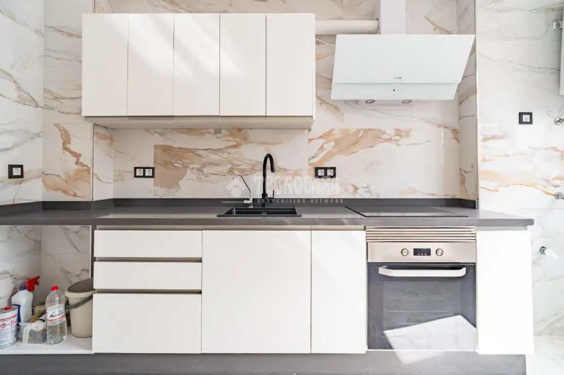 Kitchen of Flat for sale in Granada  with Air Conditioner, Heating and Terrace