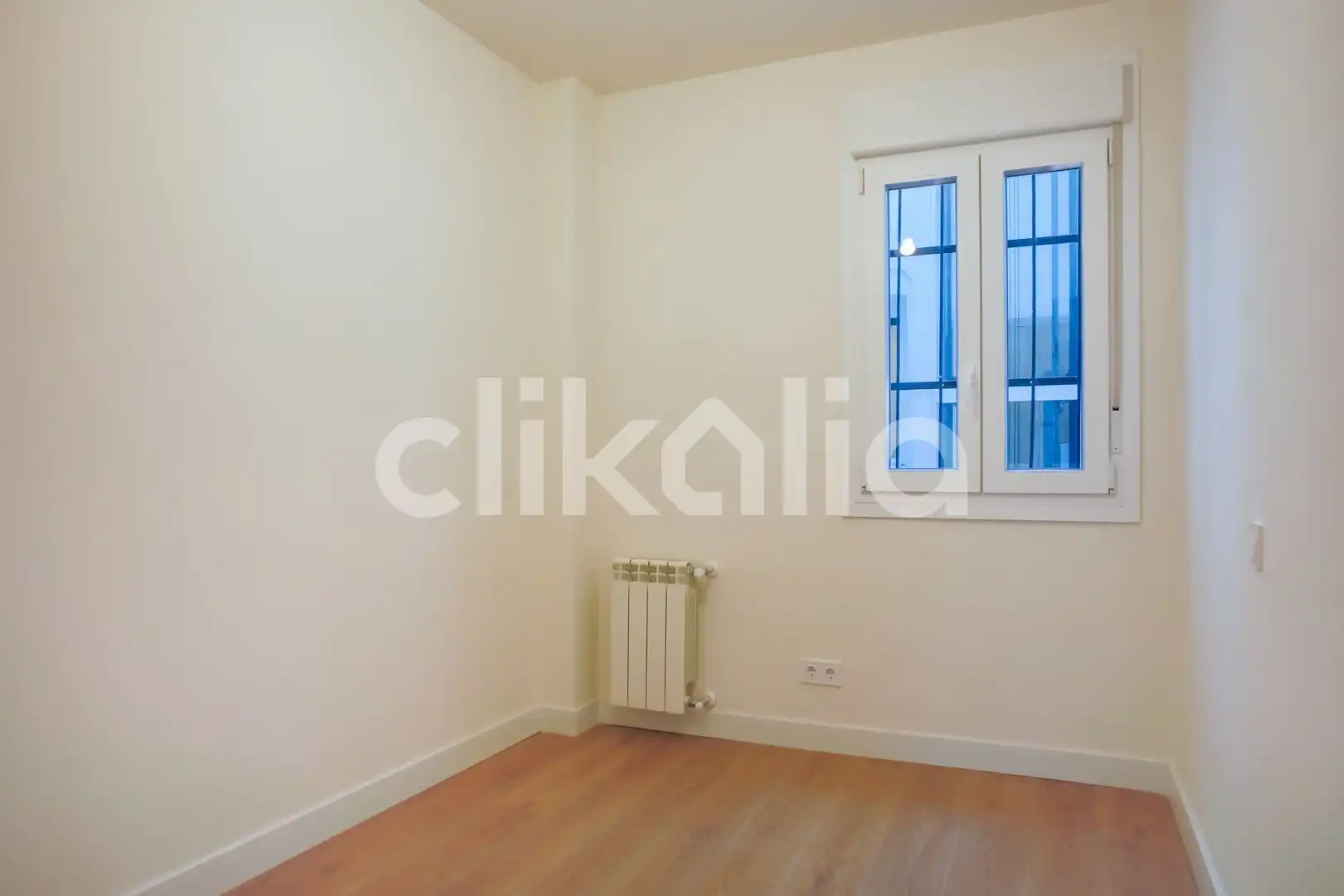 Habitación de Piso en venta en Madrid con Aire acondicionado y Calefacción