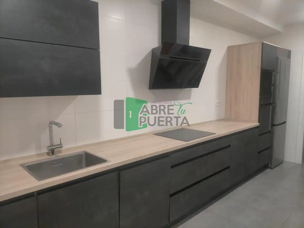 Flat with terrace for sale in Centro