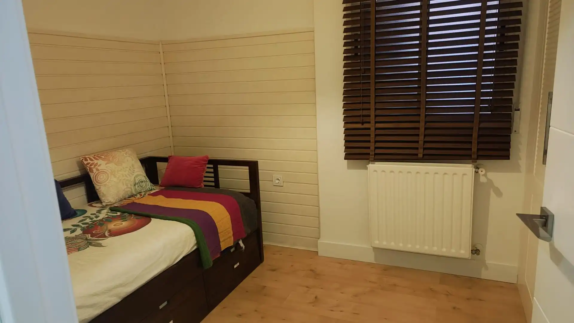 Habitación de Piso de alquiler en Puertollano con Aire acondicionado, Calefacción y Amueblado