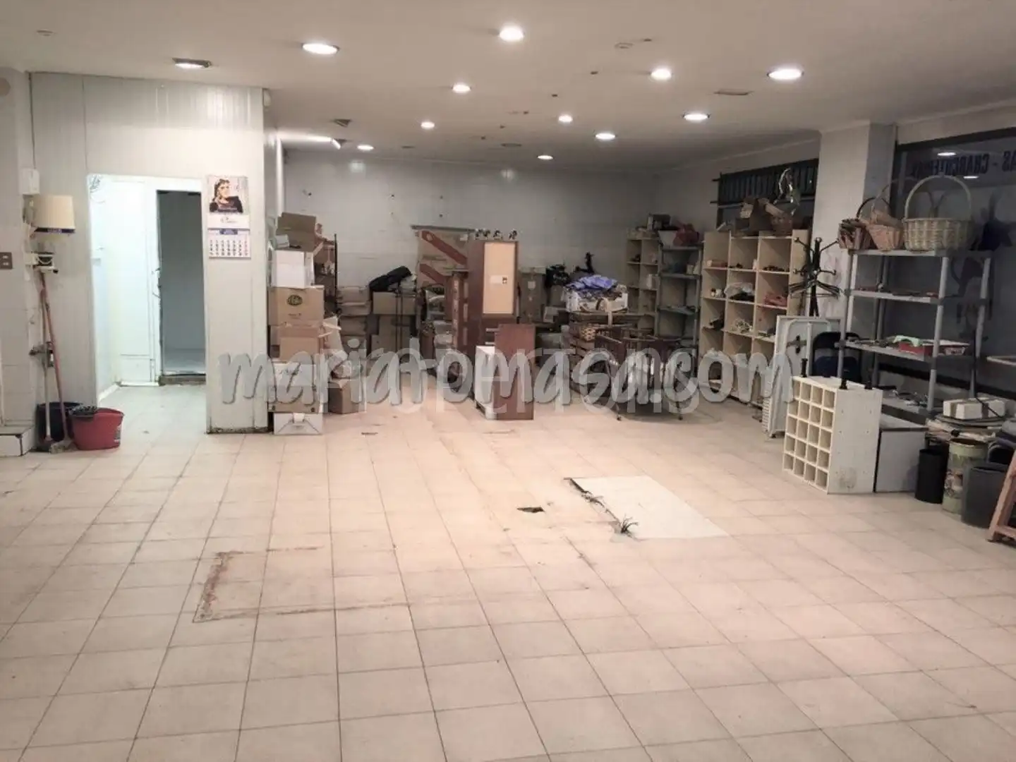 Locale commerciale in vendita a Romo