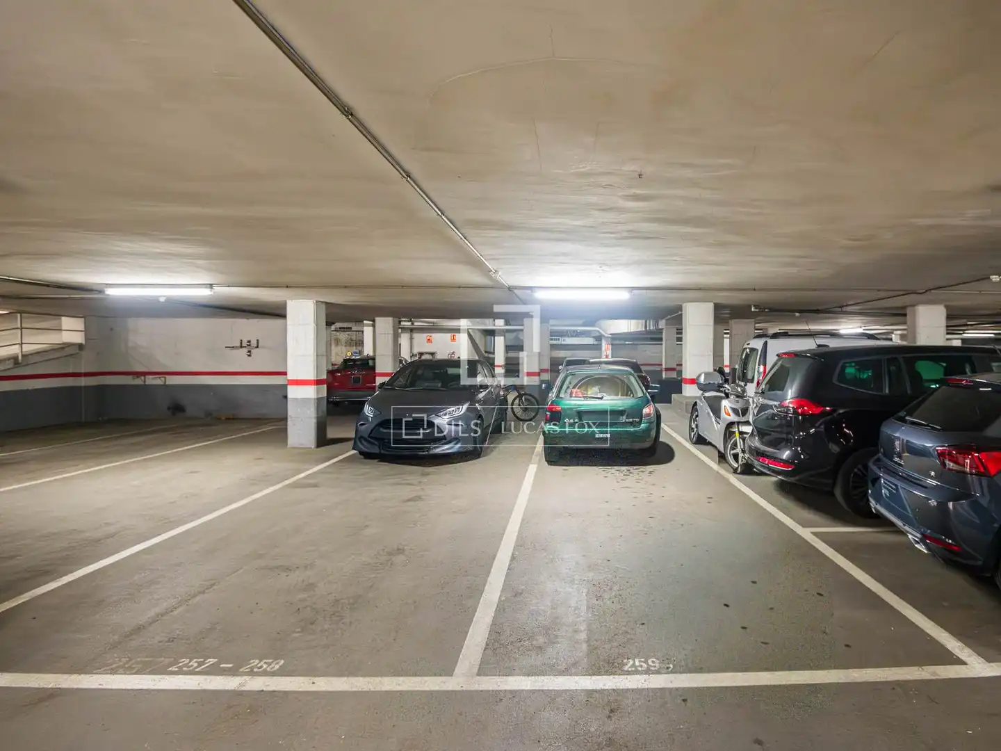 Parking of Flat for sale in Sant Cugat del Vallès  with Air Conditioner, Heating and Terrace