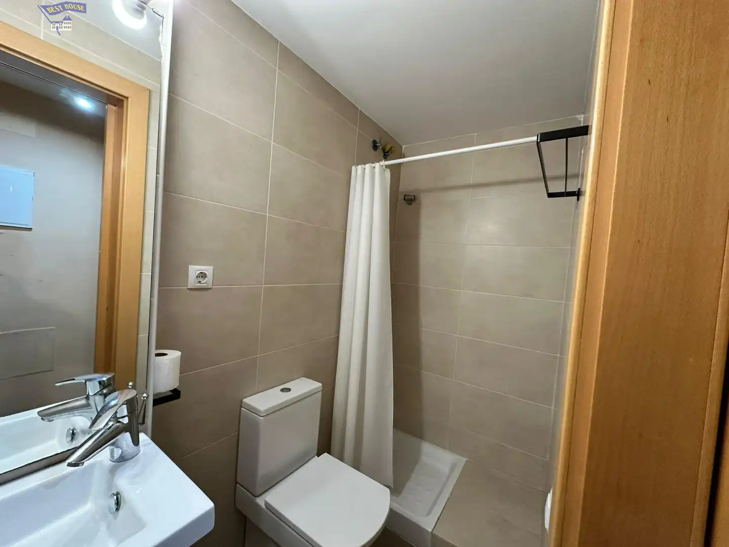 Bathroom of Flat for sale in Rubí  with Heating, Terrace and Balcony