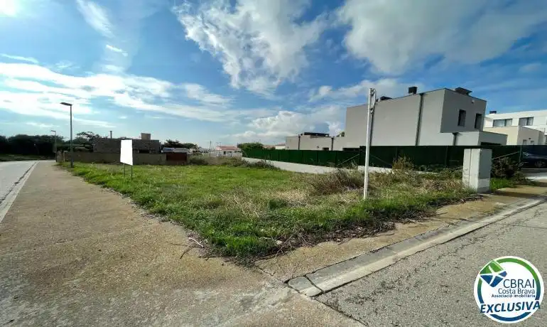 Terreny residencial en venda a Bages 18