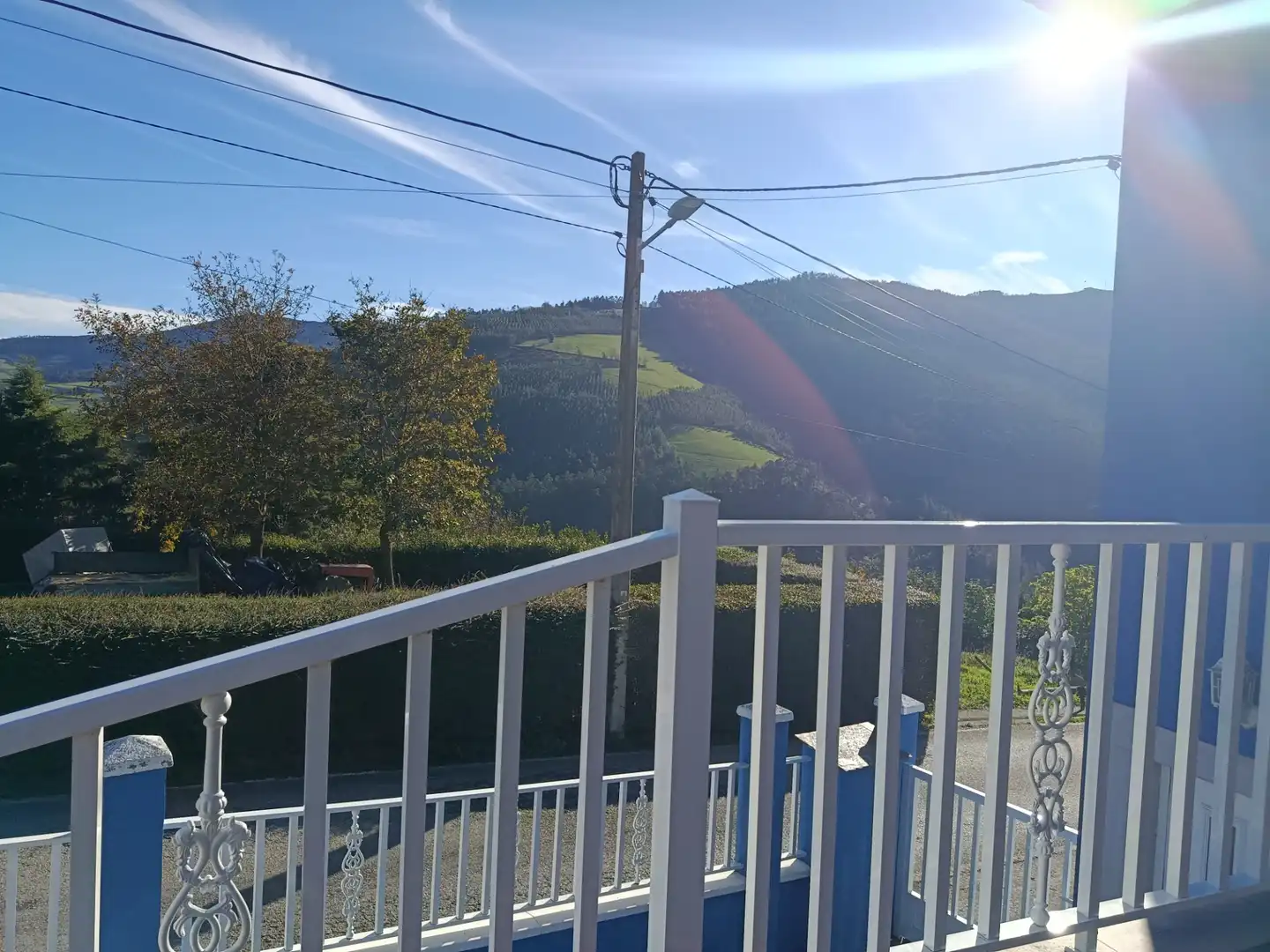 Vista exterior de Casa o xalet en venda en Vegadeo amb Calefacció, Jardí privat i Parquet