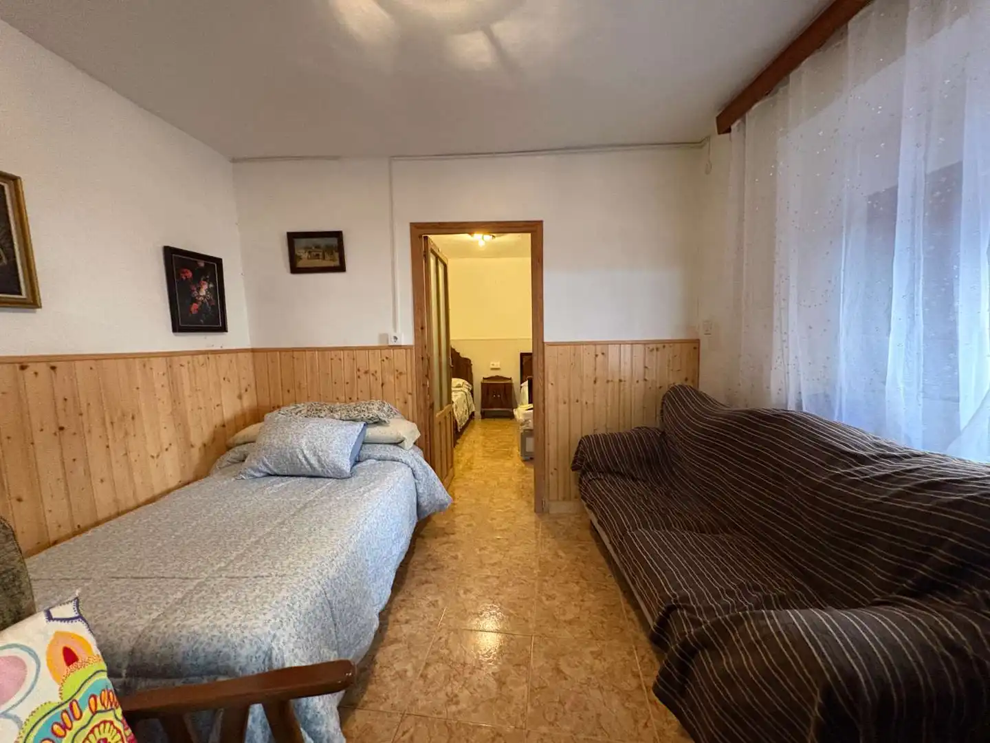 Habitación de Casa adosada en venta en Mula