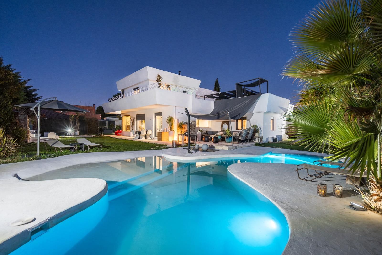 Garden of House or chalet for sale in Las Rozas de Madrid  with Air Conditioner, Heating and Private garden