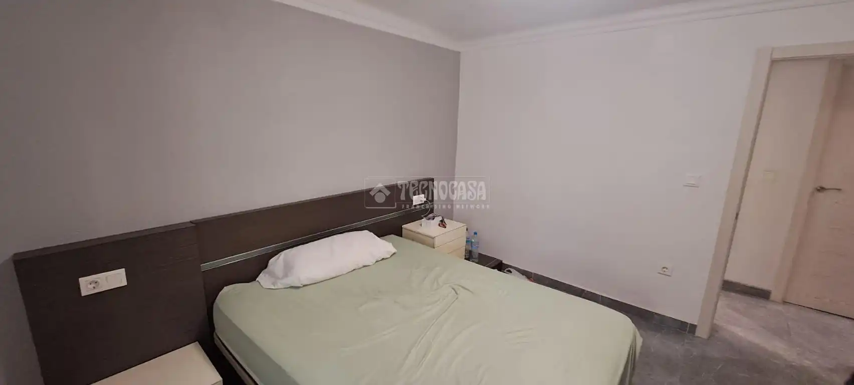 Habitación de Piso en venta en Alicante / Alacant con Aire acondicionado, Calefacción y Balcón