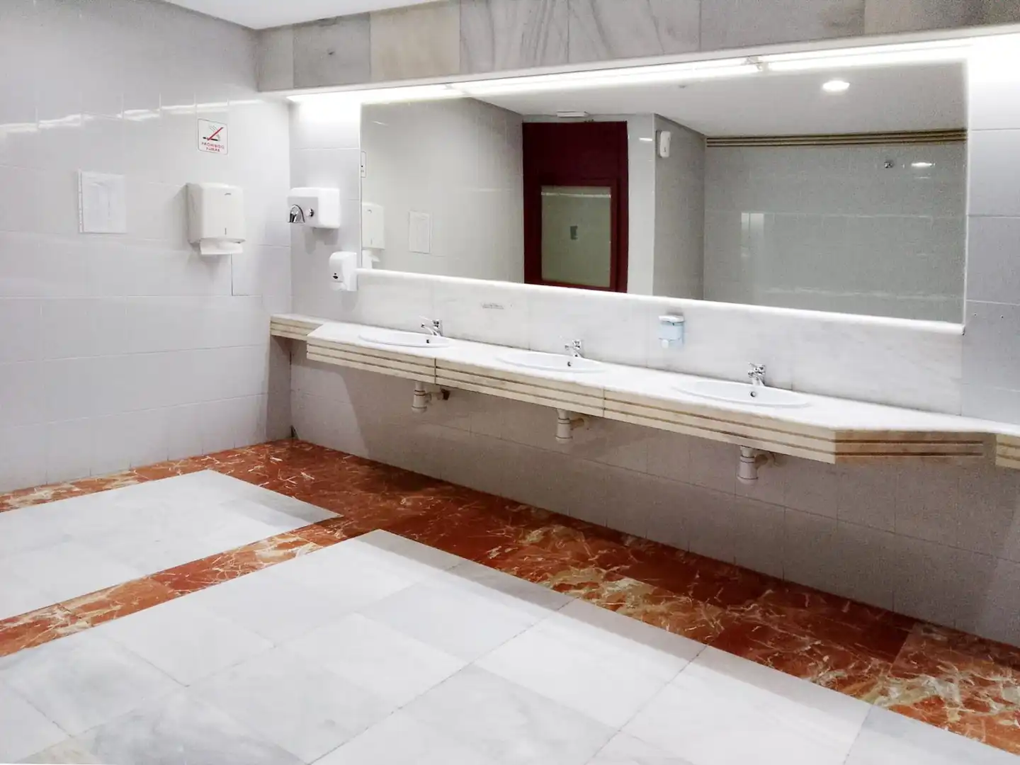 Bathroom of Office for sale in Las Rozas de Madrid