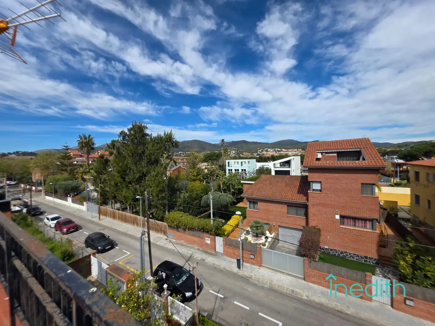 Vista exterior de Piso en venta en Castelldefels con Aire acondicionado, Calefacción y Terraza