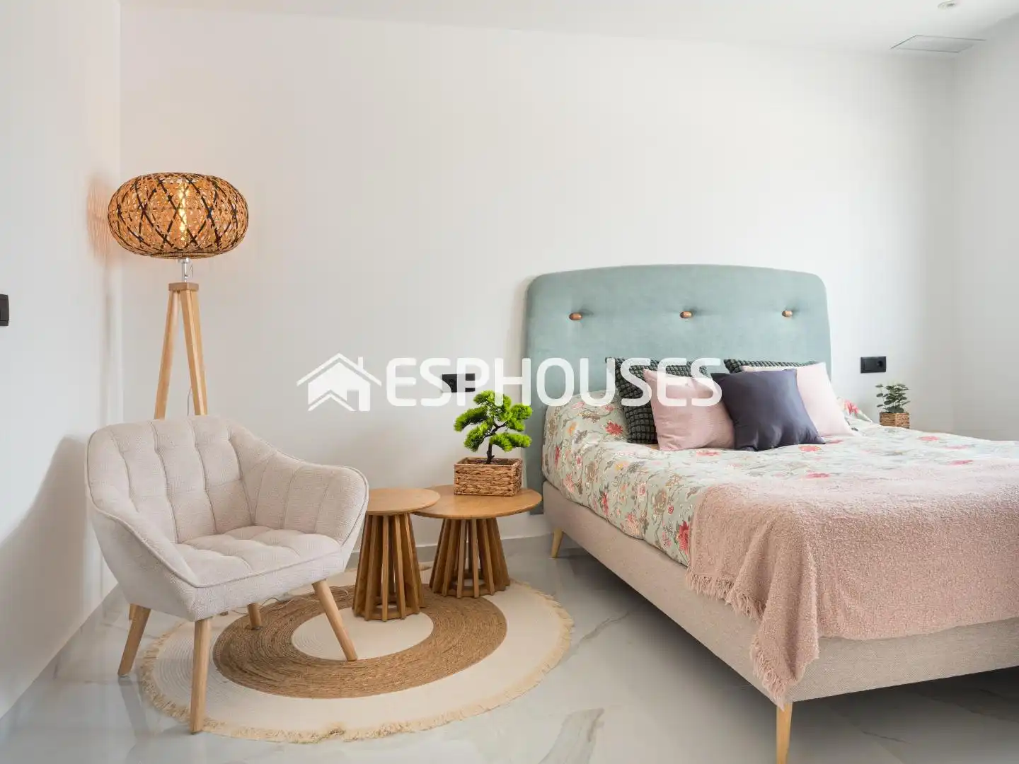 Habitación de Casa adosada en venta en San Pedro del Pinatar con Aire acondicionado, Terraza y Piscina