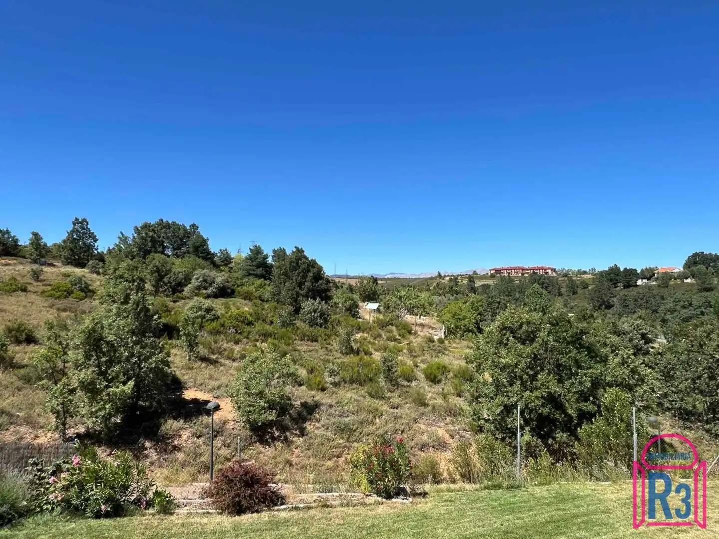 Casa adosada en venta en Garrafe de Torío con Calefacción