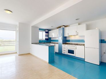 Piso con balcón en venta en MEDITERRANEO