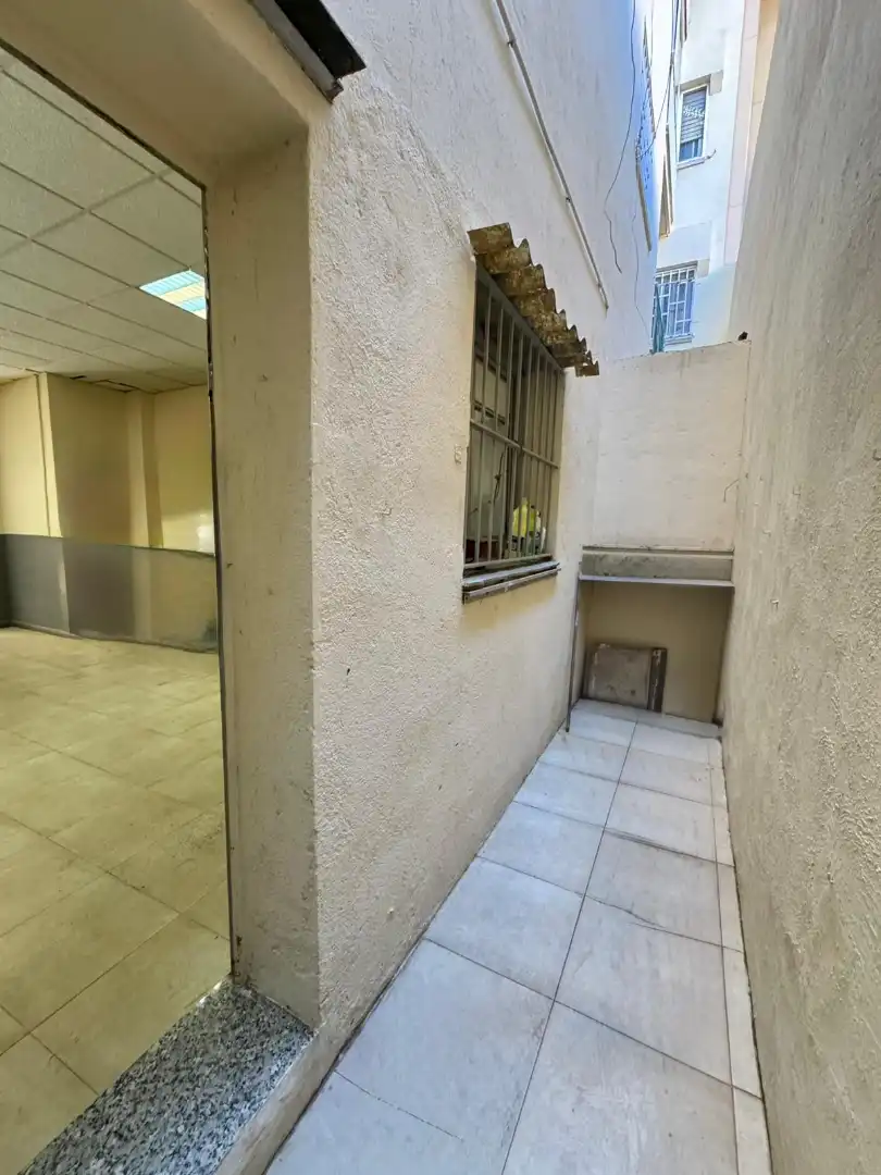 Business premises for sale in Carrer de Narcís Monturiol, imagen 16