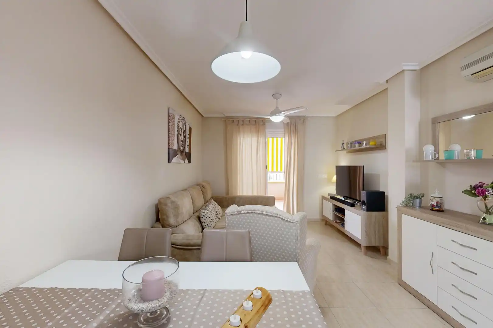 Sala de estar de Apartamento en venta en Cartagena con Aire acondicionado, Calefacción y Jardín privado