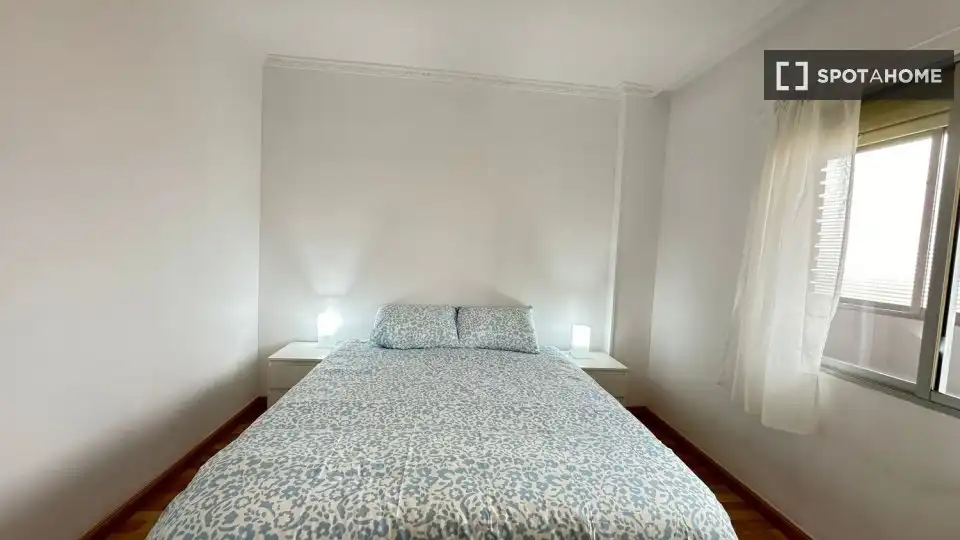 Room in Reyes Católicos