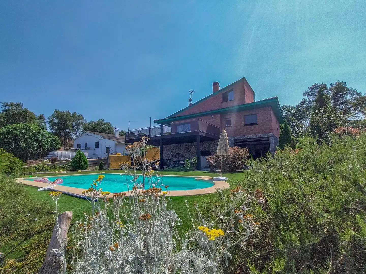 Casa con terrazza in vendita a Carrer BEROL