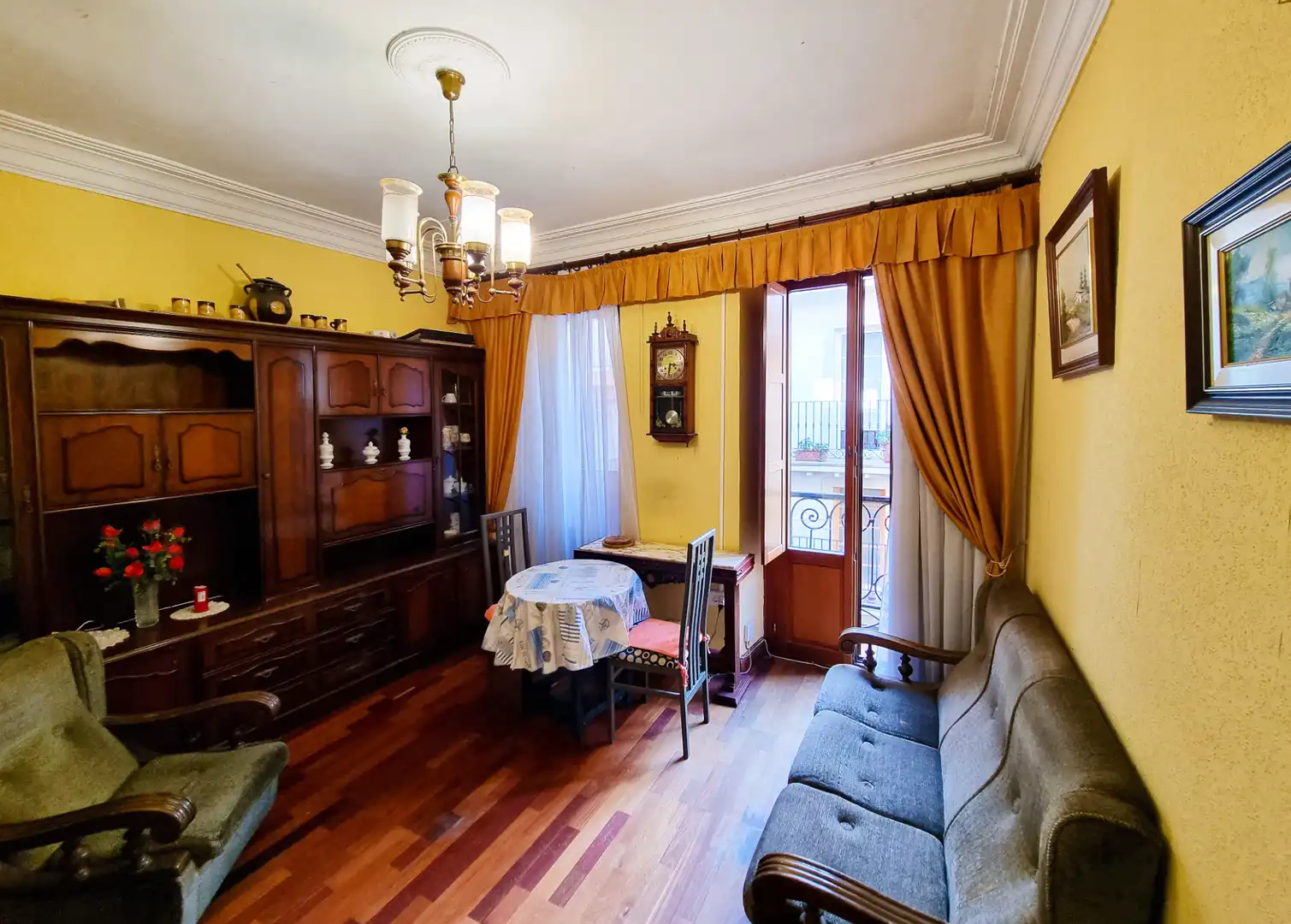 Sala de estar de Piso en venta en Zarautz con Balcón