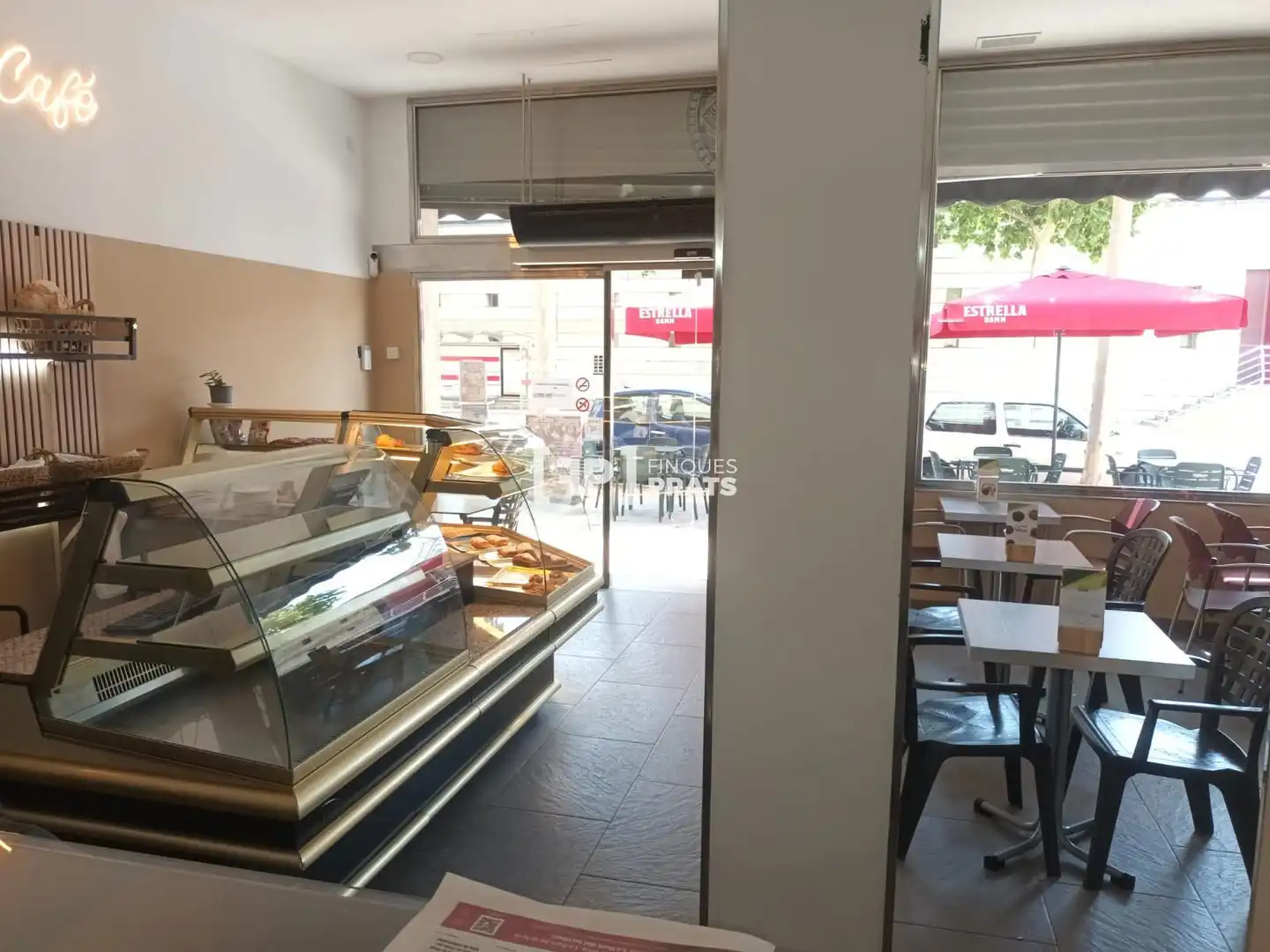 Local comercial en traspàs a PLA D'URGELL