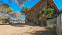 Vista exterior de Finca rústica en venda en Dosrius amb Calefacció, Jardí privat i Terrassa