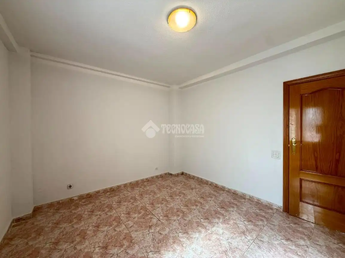 Piso en venta en Alcobendas con Calefacción y Terraza