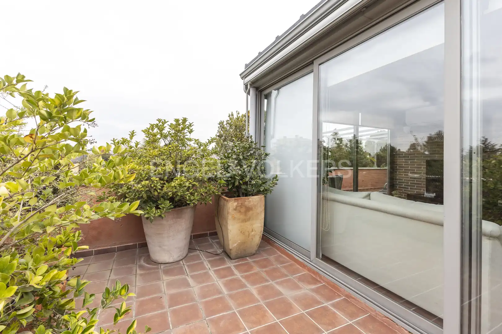 Terrasse von Maisonette zur Miete in La Moraleja mit Klimaanlage, Heizung und Privatgarten