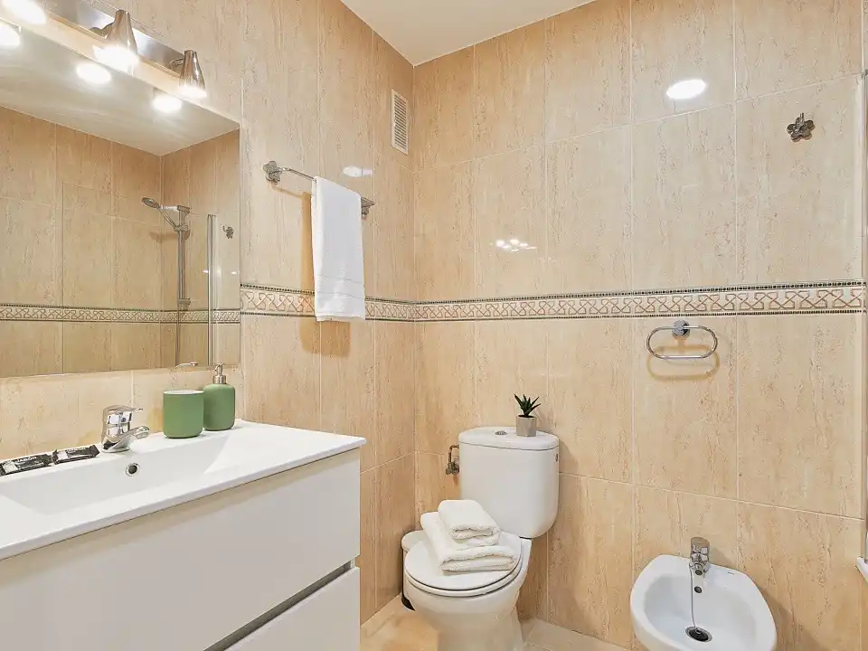 Habitatge amb piscina en venda a Calle Vélez Málaga del faro 280, imagen 12