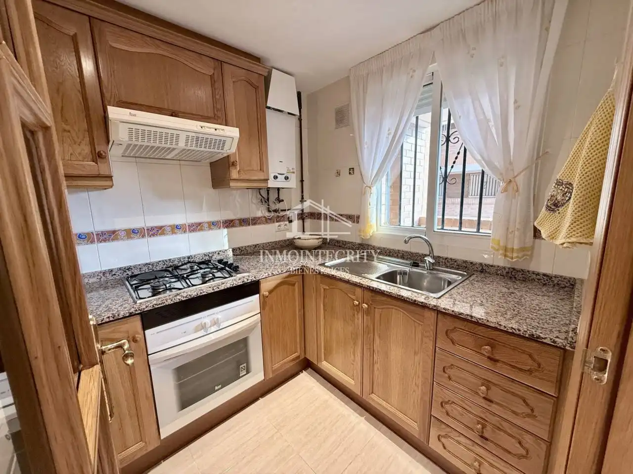 Apartament amb piscina en venda a Calle Amplaries 27, imagen 4