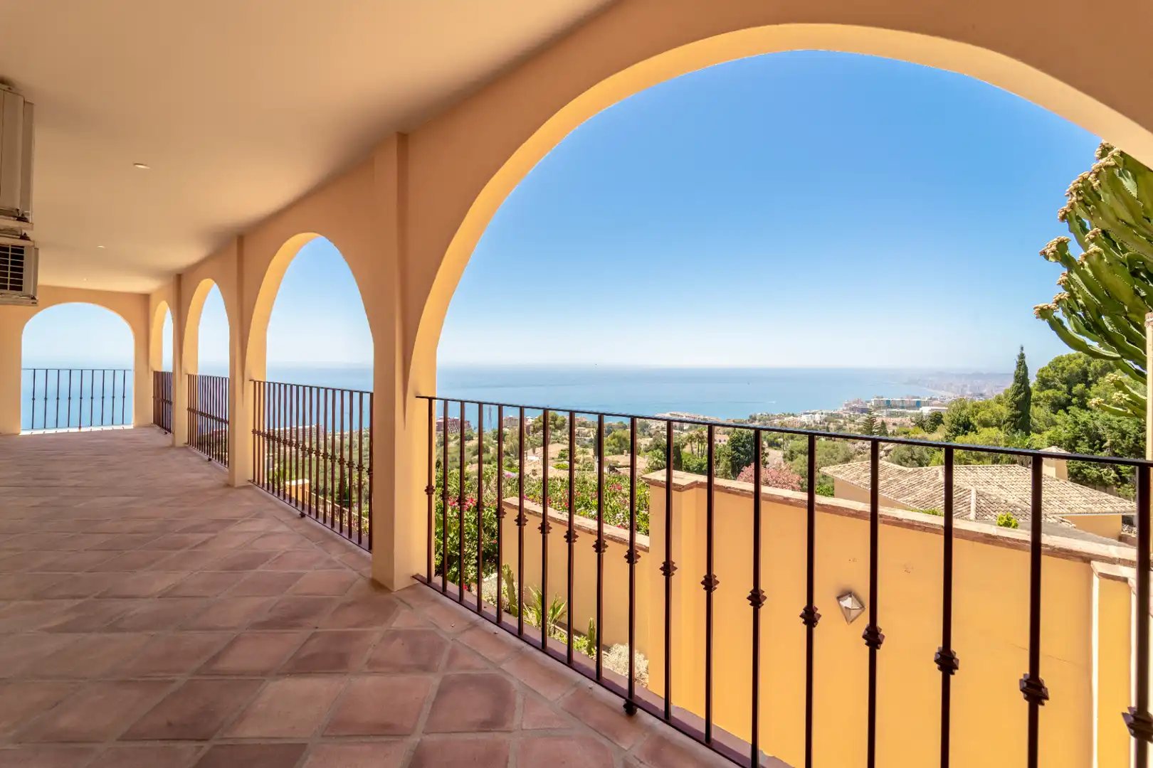 Chalet con terraza en venta en Pasaje Córdoba, imagen 3