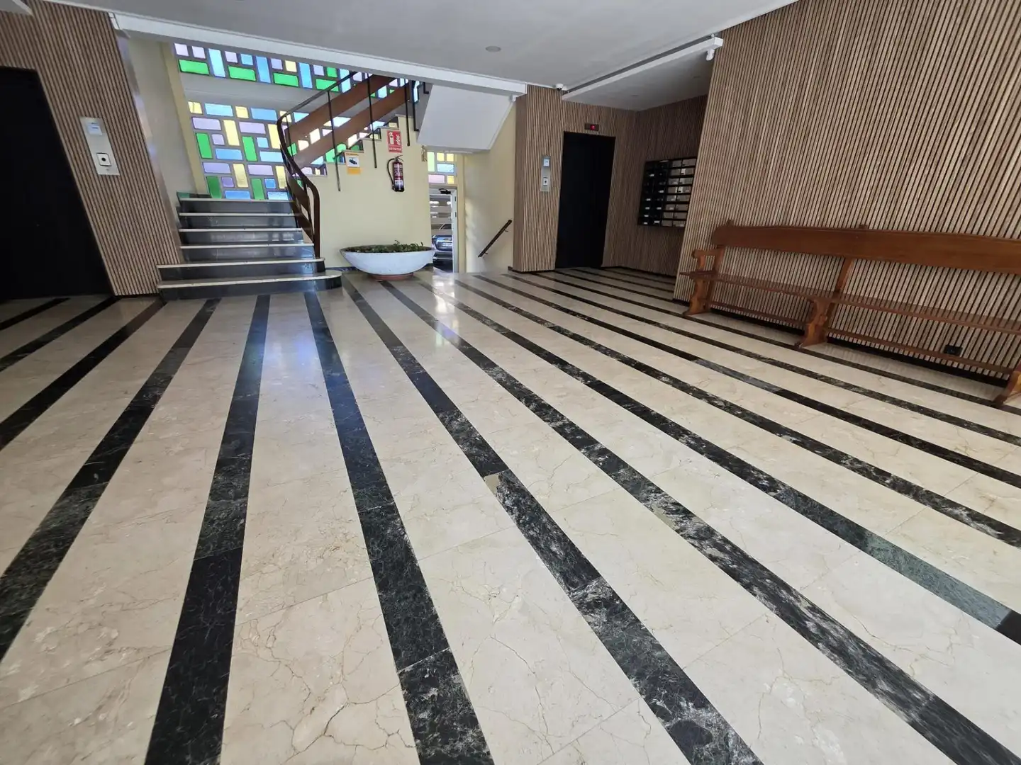 Piso en venta en Benidorm con Calefacción, Amueblado y Piscina comunitaria