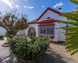 Exterior view of Country house for sale in Trigueros  with Terrace and Swimming Pool