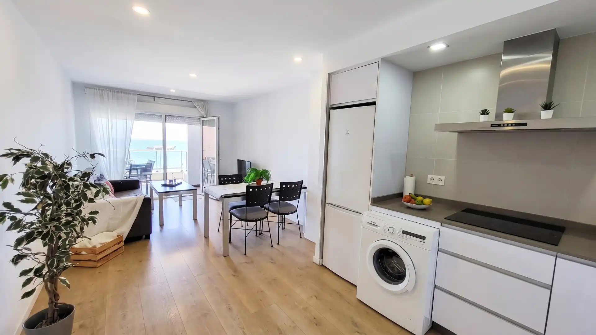 Flat with terrace to rent in Avenida del Mediterráneo, imagen 3