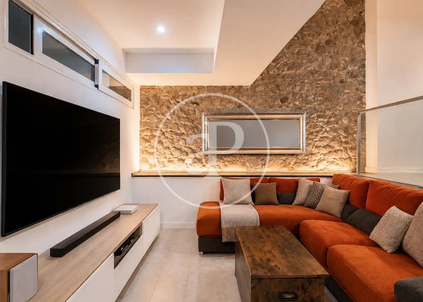 Wohnzimmer von Wohnung zum Verkauf in Barcelona mit Klimaanlage, Heizung und Privatgarten