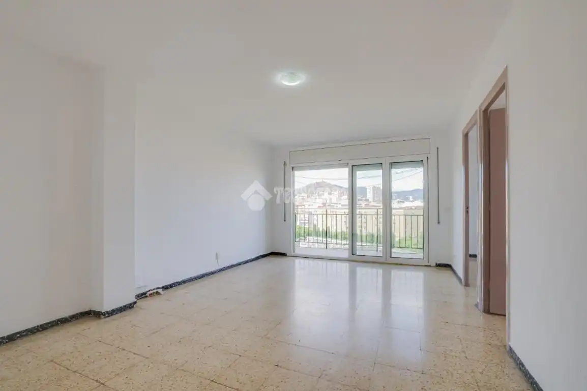 Flat with terrace for sale in Centre - Sant Josep - Sanfeliu