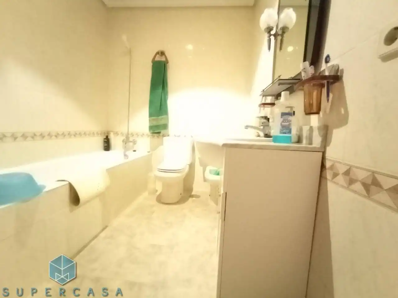 Baño de Piso en venta en Mora con Aire acondicionado, Calefacción y Terraza