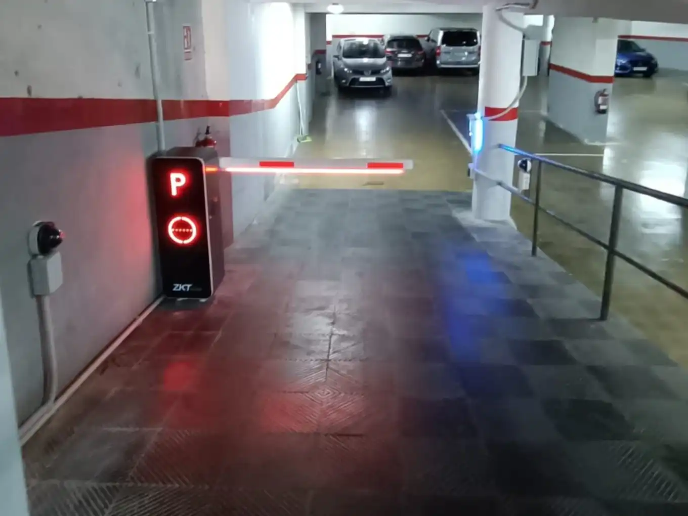 Parking de Garaje de alquiler en Barcelona con Alarma