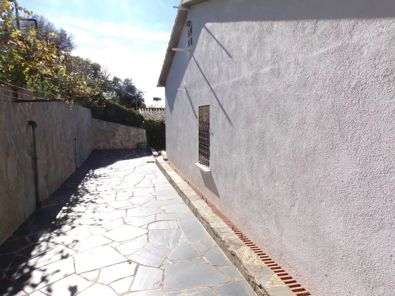 House with pool for sale in Calle rovelló 1, imagen 4