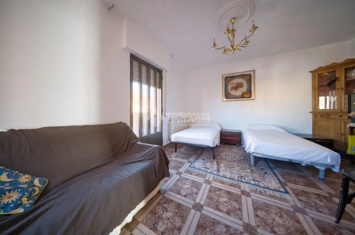 Dormitori de Casa o xalet en venda en Arroyo de la Encomienda amb Terrassa i Traster