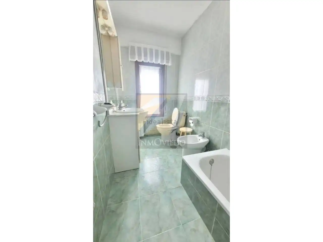 Baño de Piso en venta en Ribadesella con Calefacción y Amueblado