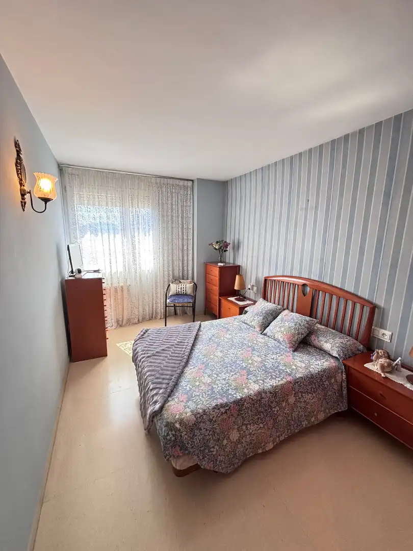 Habitación de Ático en venta en Terrassa con Calefacción, Terraza y Trastero
