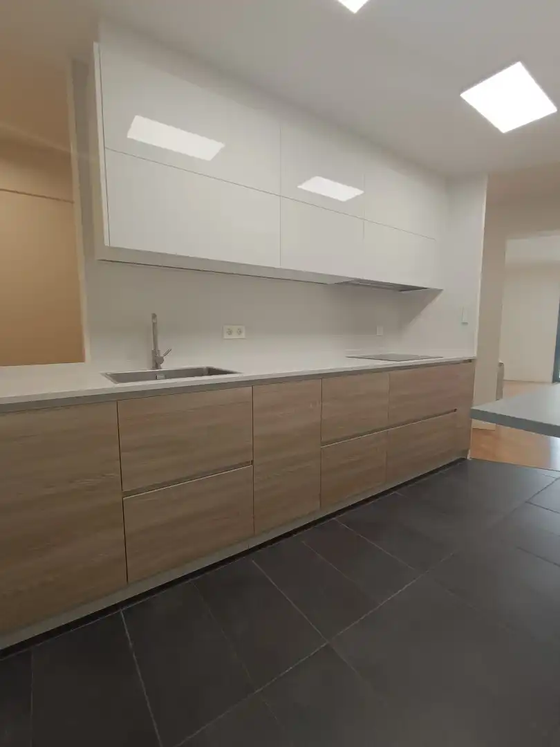 Cocina de Piso en venta en Pontevedra Capital  con Calefacción, Horno y Microondas