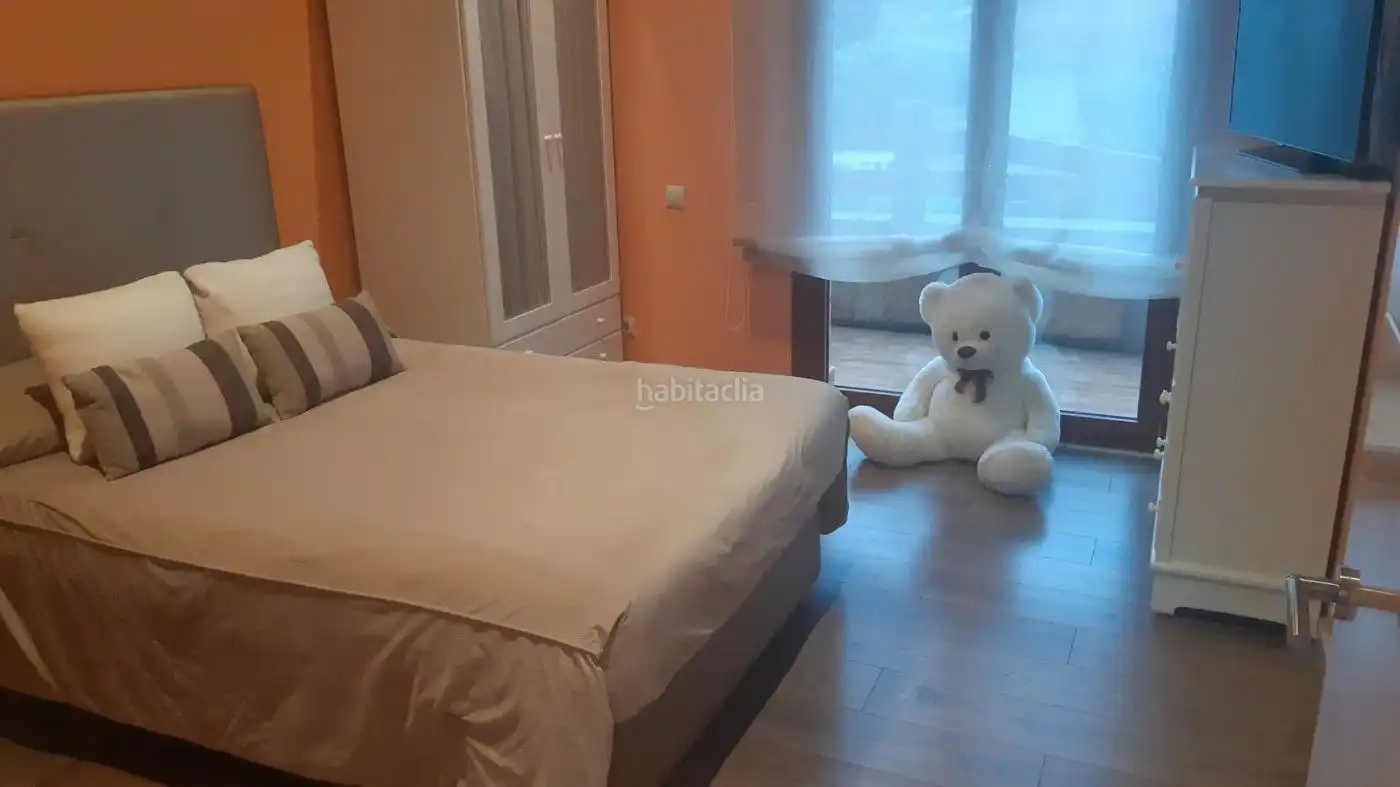 Dormitori de Casa o xalet en venda en Viladecavalls amb Aire condicionat, Traster i Piscina