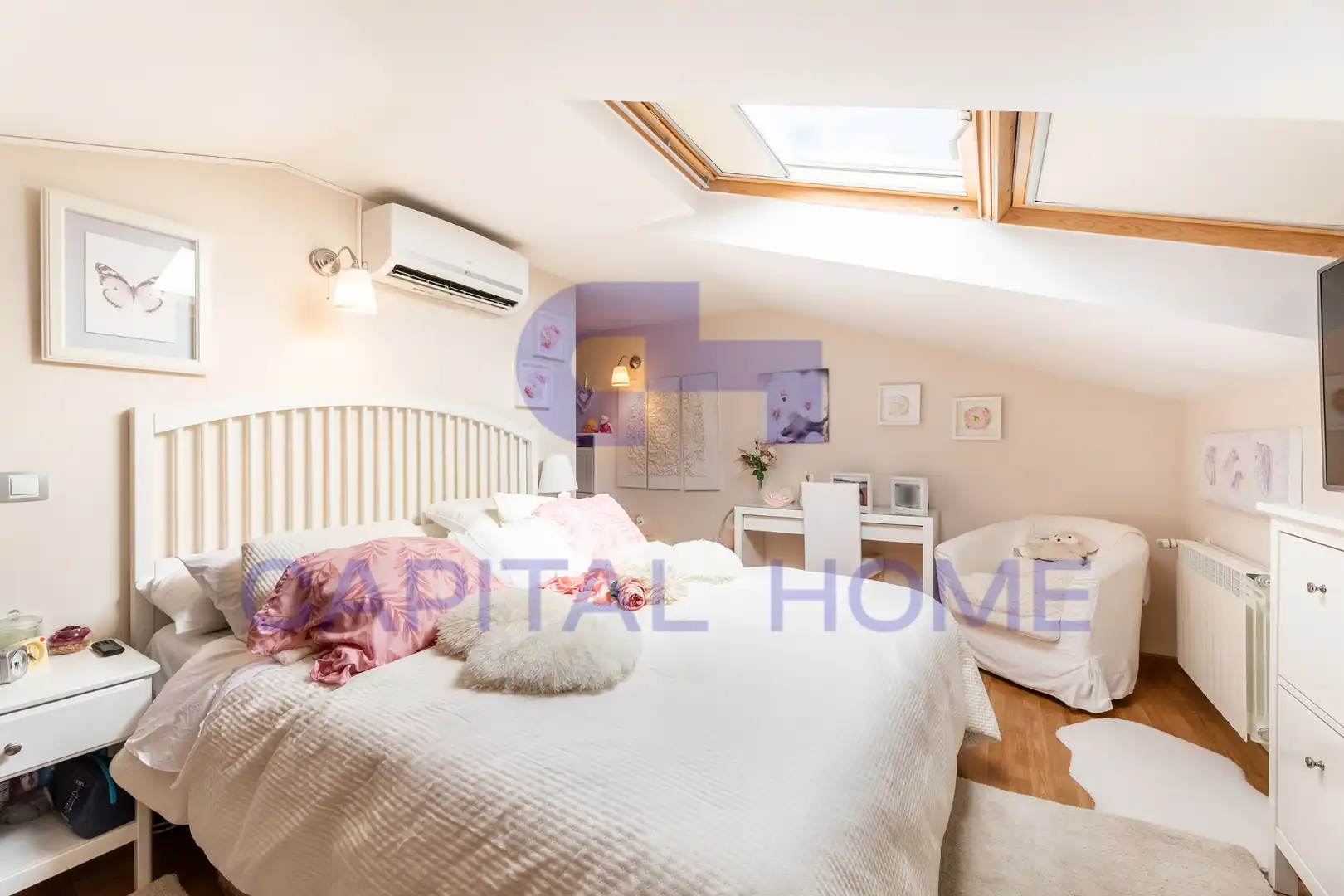 Habitación de Dúplex en venta en Navalcarnero con Aire acondicionado, Calefacción y Trastero