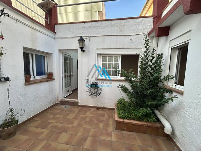 Casa adosada en Alquiler en Sant Miquel en Tueda