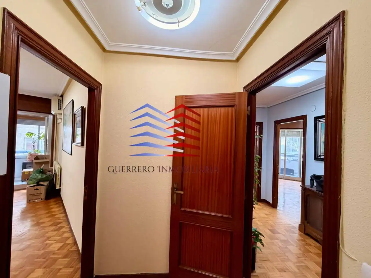 Piso en venta en Ourense Capital  con Calefacción, Trastero y Balcón