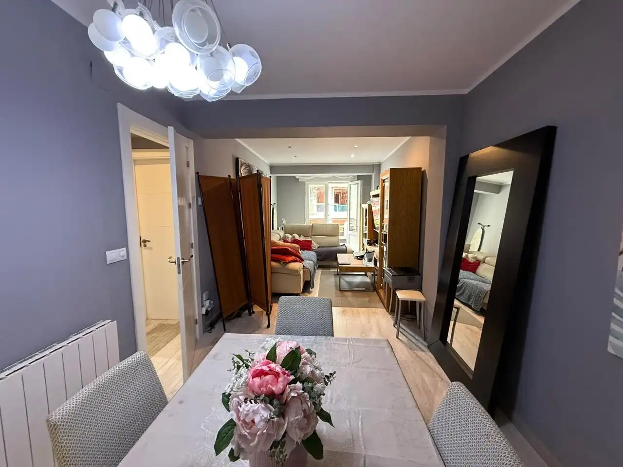 Comedor de Piso en venta en Castro-Urdiales con Calefacción y Terraza