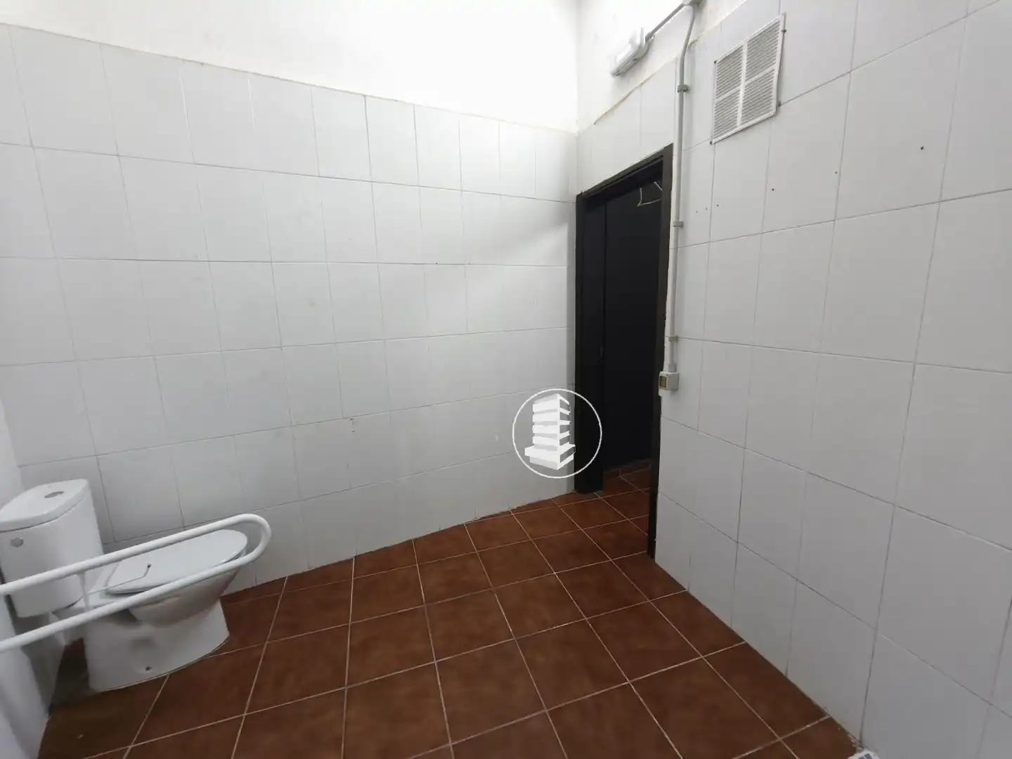Bany de Local de lloguer en Arafo