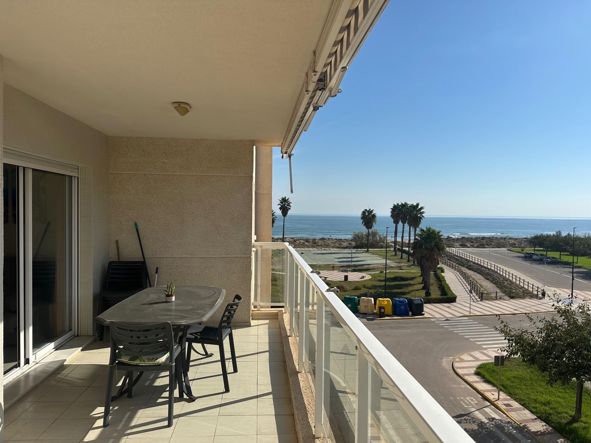 Terrace of Flat for sale in Daimús  with Air Conditioner, Terrace and Community pool