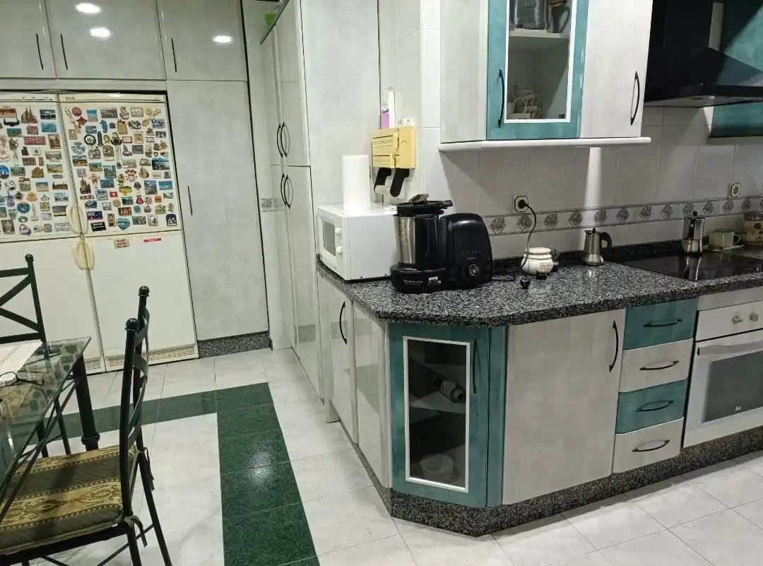 Kitchen of Flat for sale in Córdoba  with Air Conditioner, Heating and Storage room